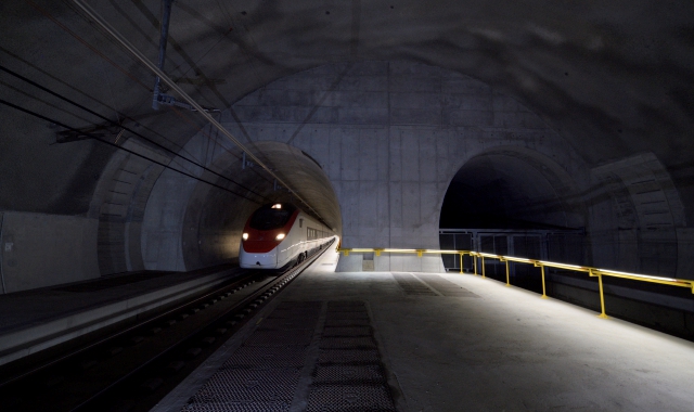 Le gallerie del Monte Ceneri da domenica prossima aperte al traffico (foto Redazione)
