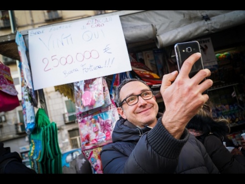 Lotteria Italia: crollo storico, venduti 4,7 mln biglietti