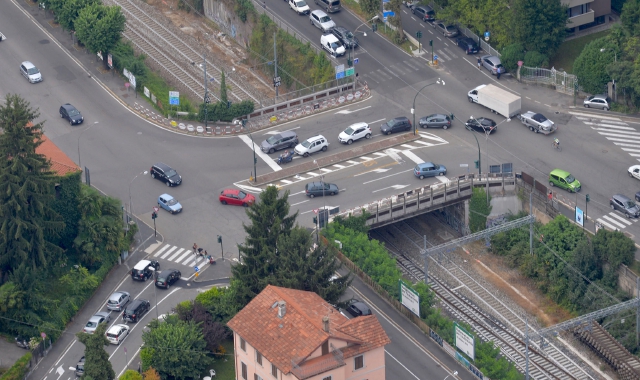 L’incrocio di largo Flaiano dove s’affacciano nove strade