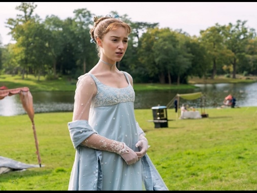 Bridgerton, da Lady Whistledown annuncio nuova stagione