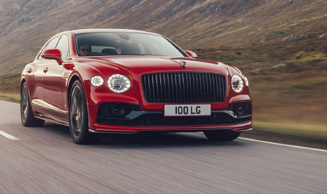 Bentley Flying Spur V8, un’auto da sogno