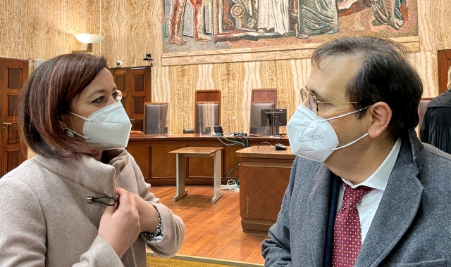 Gli avvocati Monica Alberti e Cataldo Intrieri ieri hanno presentato le loro arringhe alla giuria (foto Redazione)