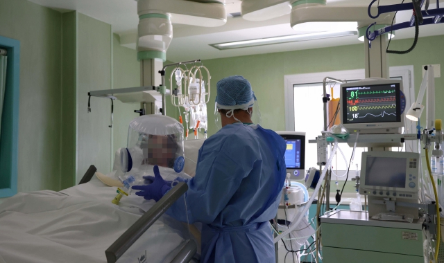 Ricoveri in terapia intensiva a un passo da quota 800 in Lombardia