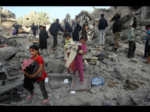 Gaza: Unicef, 50mila bimbi sfollati, consegnati aiuti