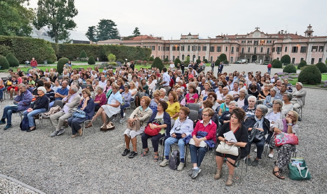I Giardini Estensi di Varese durante una manifestazione (foto Archivio)