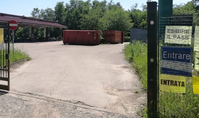 Casorate, furto di rame in discarica