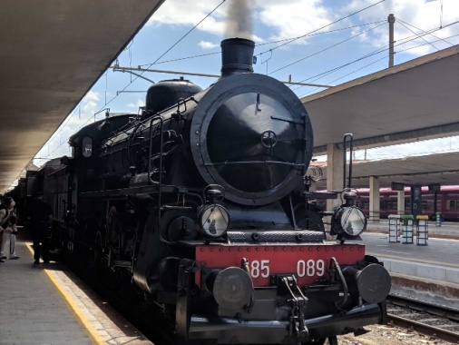 Treno storico Firenze-Ravenna per Dante, a bordo Franceschini