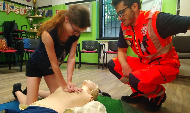 Una settimana da volontario: il percorso è organizzato da SOS Malnate (foto Redazione)