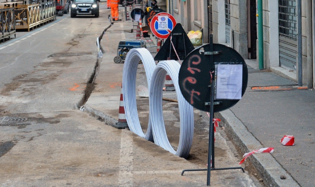 La fibra ottica arriverà finalmente anche a Saronno (Foto Blitz)