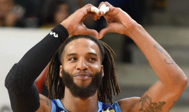 Adrian Banks, 35 anni, con la maglia di Brindisi: per due stagioni ha giocato anche a Varese nello scorso decennio (foto Blitz)