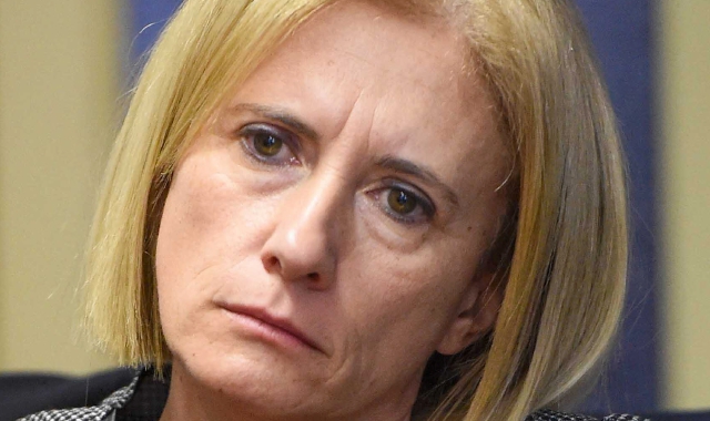Elena Catelli, sindaco dimissionario di Fagnano Olona (foto Blitz)