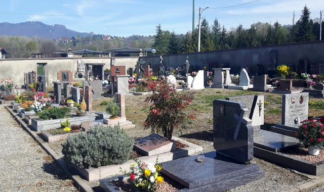 Il cimitero di Capolago dove si è verificato il furto della statua