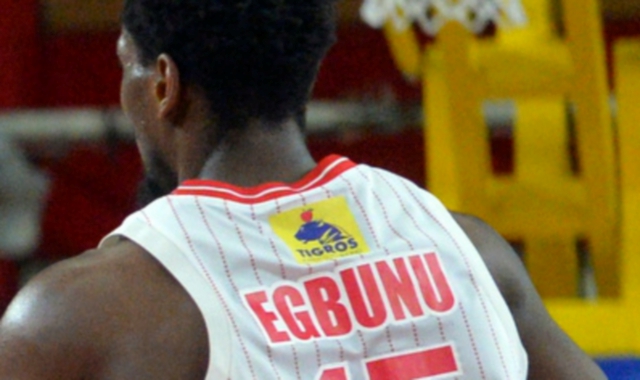 John Egbunu volta le spalle a Varese (foto Blitz)