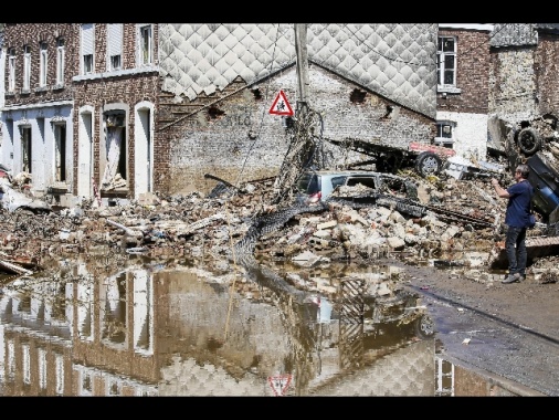 Maltempo: almeno 31 morti in Belgio, 163 i dispersi
