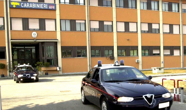 La vittima ha chiesto aiuto ai carabinieri