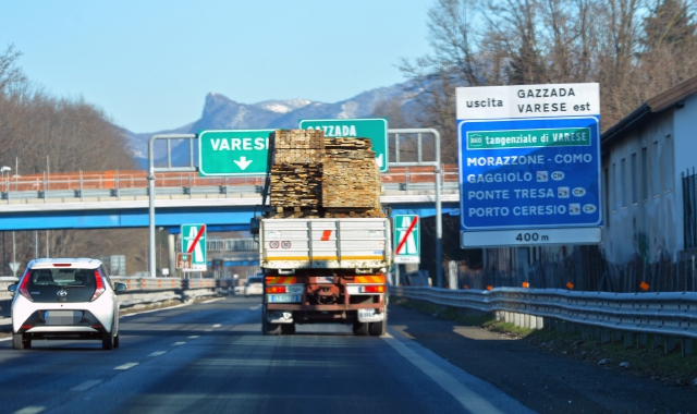 Autostrada, uscita Gazzada (foto Archivio)