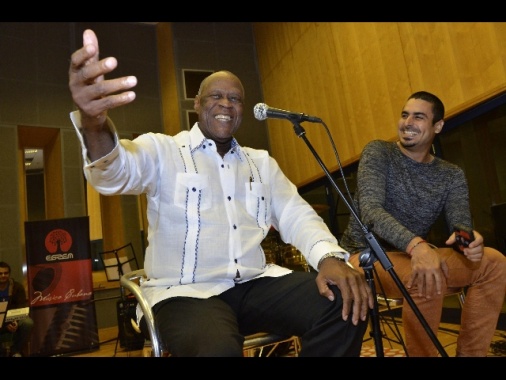 Morto Johnny Ventura, leggenda del merengue latinoamericano