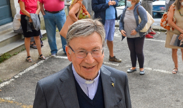 Don Adriano Sandri, storico parroco di Velate