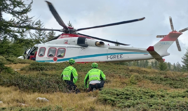 Intervento dell’elisoccorso in Val Bognanco (Marco De Ambrosis)