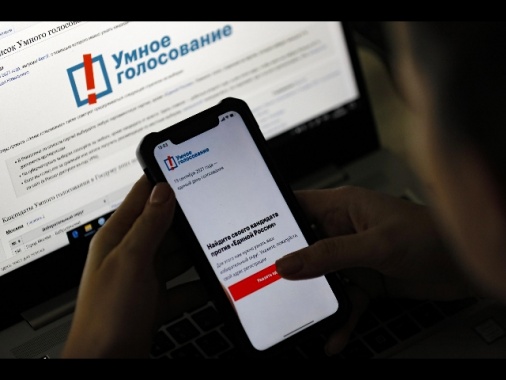 Google blocca accessi a liste voto intelligente di Navalny