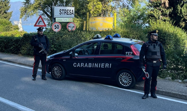 I carabinieri di Stresa (foto Redazione)