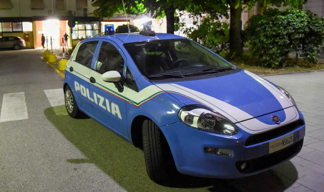 Ancora un intervento della polizia in un locale pubblico (foto Archivio)