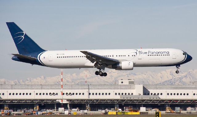 Un aereo Blue Panorama (foto Archivio)