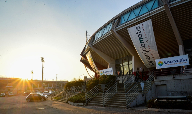 Palasport di Varese, arrivano i fondi
