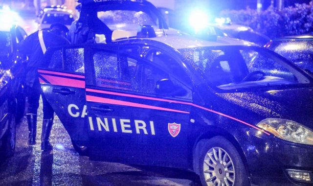 A Castelletto Ticino sono intervenuti i carabinieri  (foto Archivio)