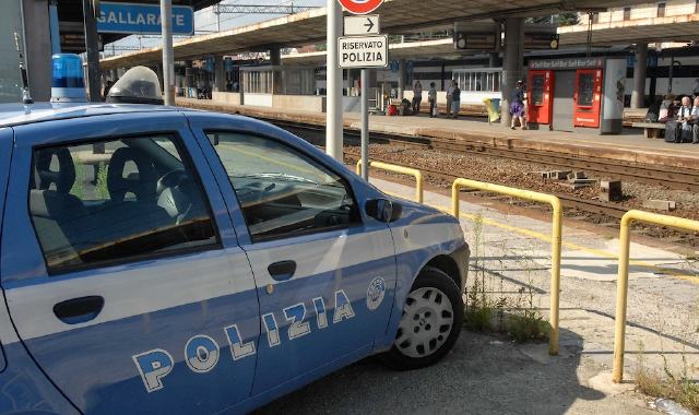 Polfer alla stazione di Gallarate (foto Blitz)