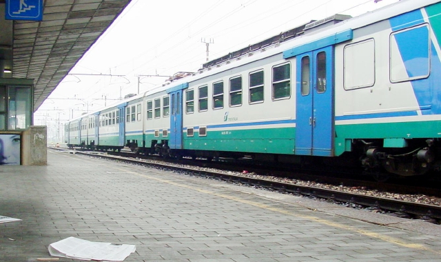 Pendolari disperati: «Treni, situazione alla sbando»