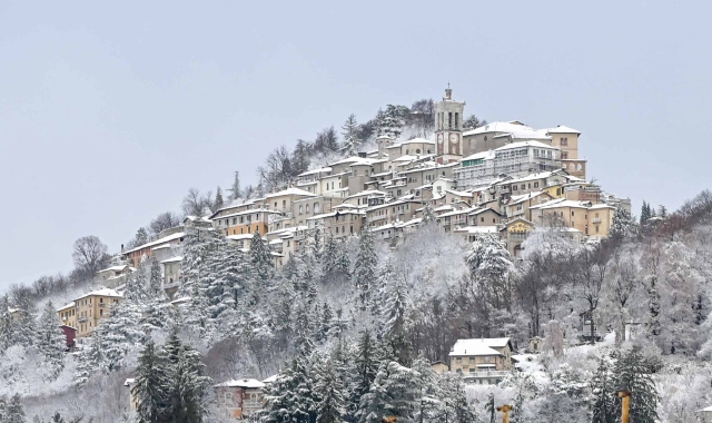 Il Sacro Monte imbiancato nel giorno dell’Immacolata
