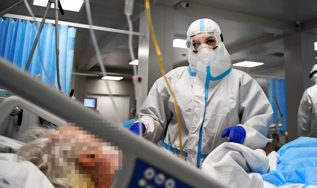 Aumentano anche ricoveri nei reparti ospedalieri