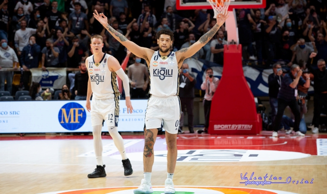 Il pivot statunitense Brandon Ashley