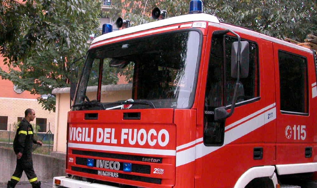 I vigili del fuoco sono intervenuti per le perdite di gas metano (Foto archivio)