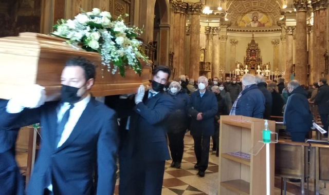 Il funerale di don Giuseppe Beretta (foto Redazione)