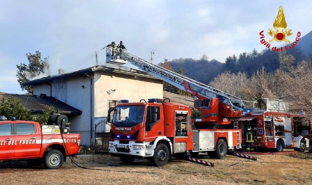 Fiamme a Besano: un’altra casa inagibile