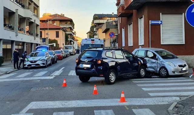 L’incidente di questa mattina a Busto Arsizio (foto Redazione)