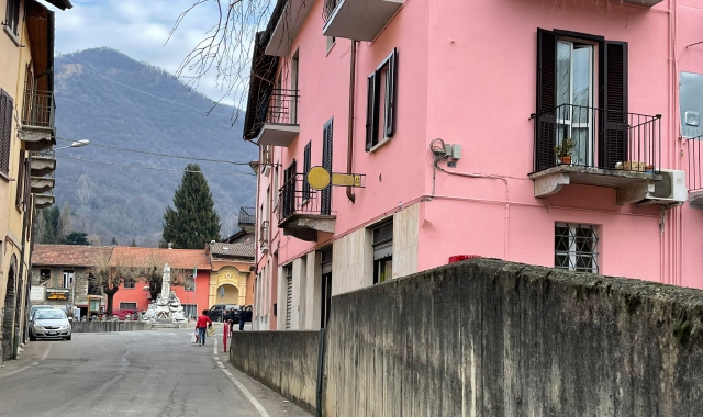 Rapina alle poste di Dumenza (foto Redazione)