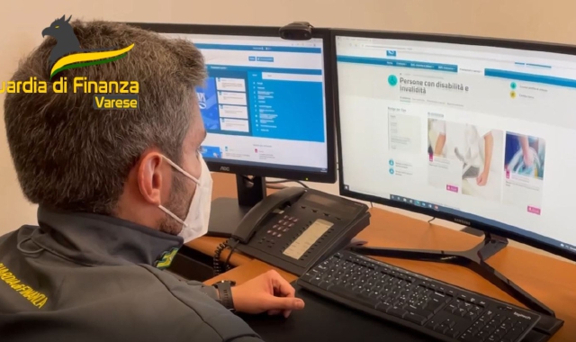 Le indagini della guardia di finanza hanno scoperchiato il caso delle false invalidità (foto guardia di finanza)