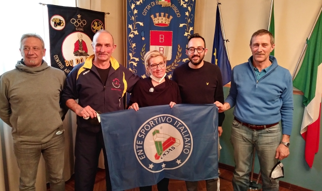 Foto di gruppo per gli organizzatori del corso