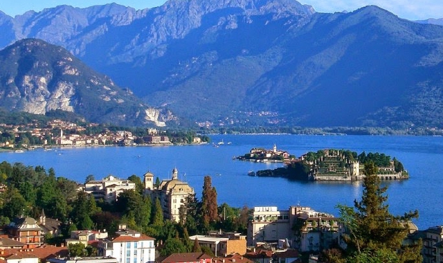 Le bellezze del Lago Maggiore da molti anni attraggono cittadini russi interessati ad acquistare immobili di pregio