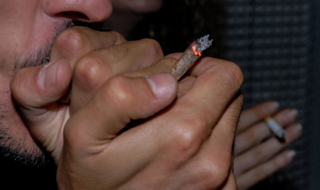 Il giovane ha dichiarato al giudice che i panetti di hashish erano per uso personale