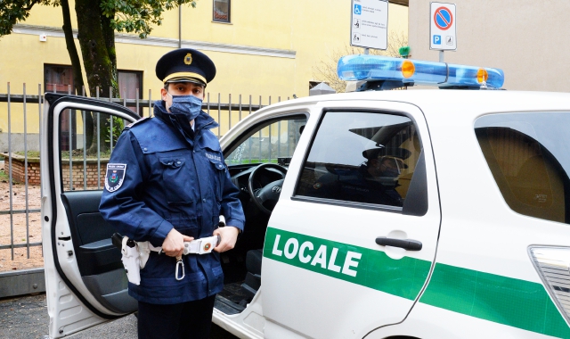 Guida con patente scaduta. Da 17 anni