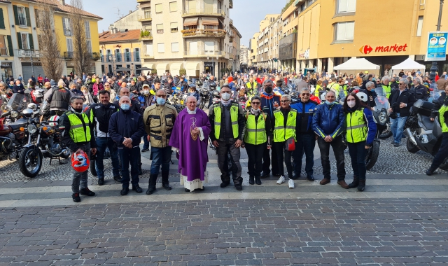 La benedizione delle moto in piazza Libertà’ (Blitz)