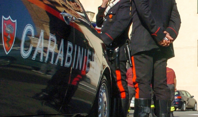 Turate, coltellate ai vicini: arresti convalidati