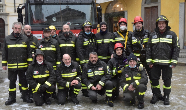 Vigili del fuoco varesini sotto organico: lo denuncia la Confsal (foto Blitz)
