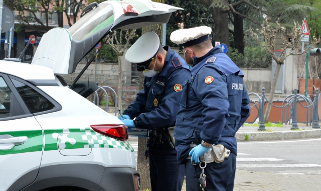 La polizia locale si è occupata dei rilievi (foto Archivio)