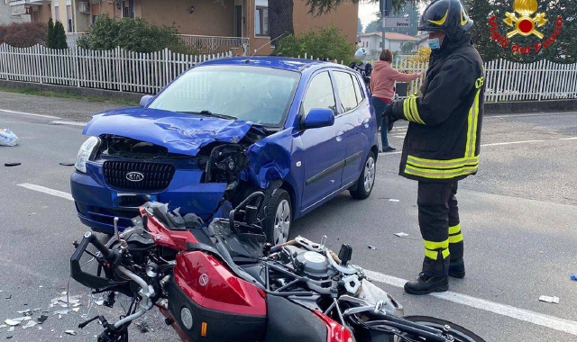 I vigili del fuoco sul luogo dell’incidente
