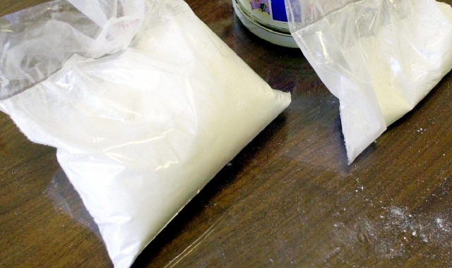 L’arrestato nascondeva la cocaina in un doppiofondo creato nell’auto (foto Archivio)